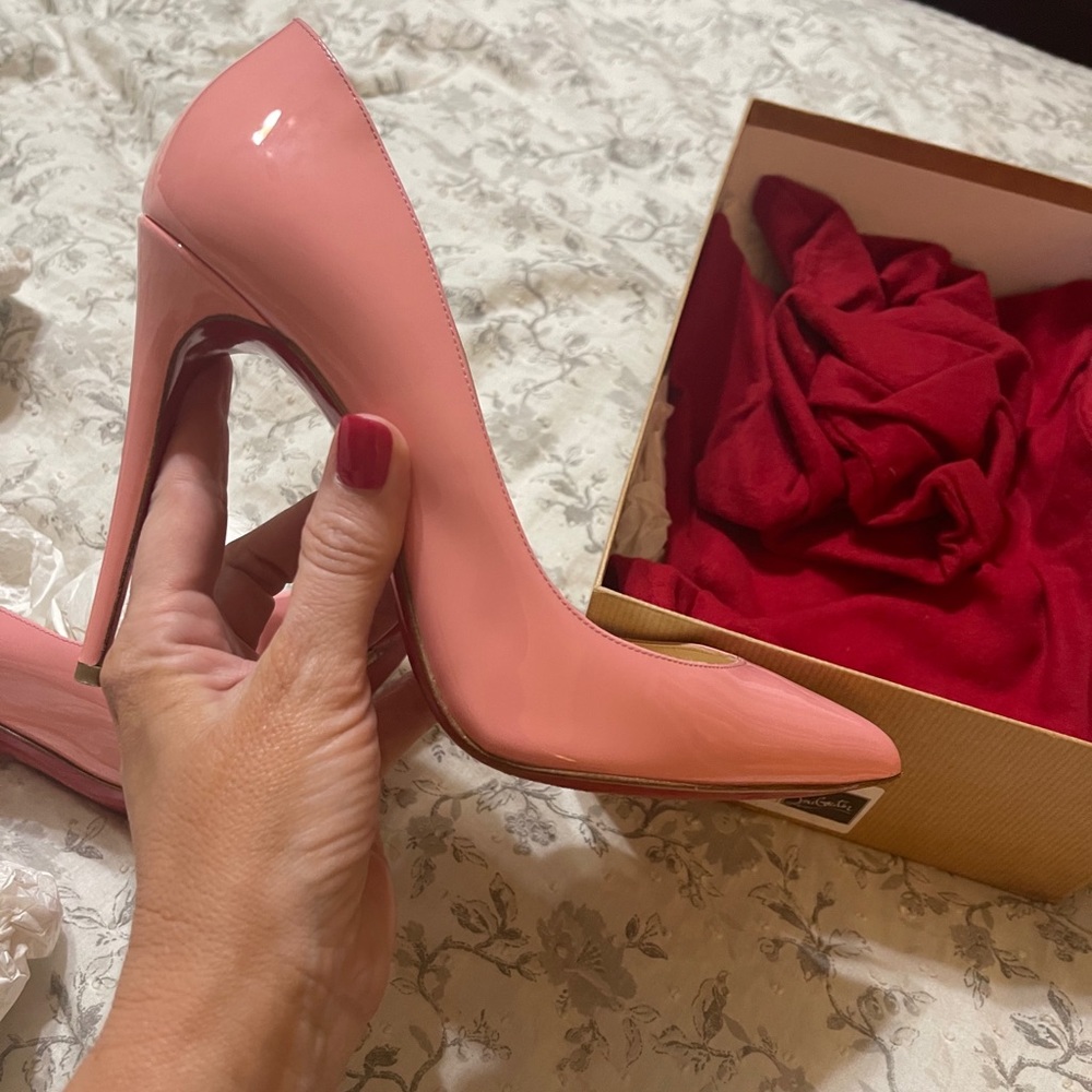 Louboutin Pigalle Follies 100 Patent Rose 39